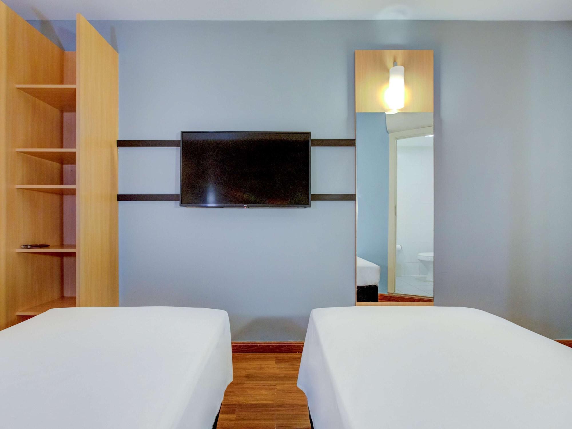 ibis Vitoria Praia de Camburi Exterior foto