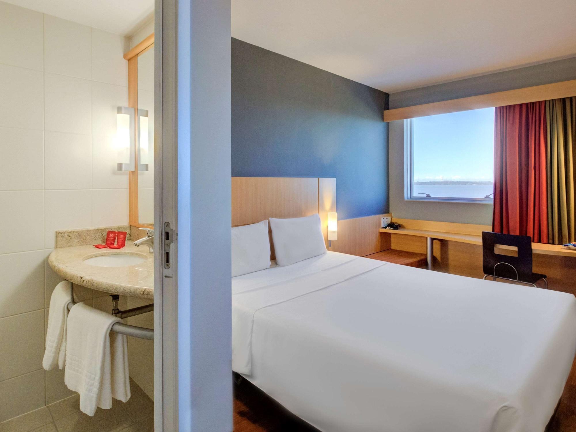 ibis Vitoria Praia de Camburi Exterior foto