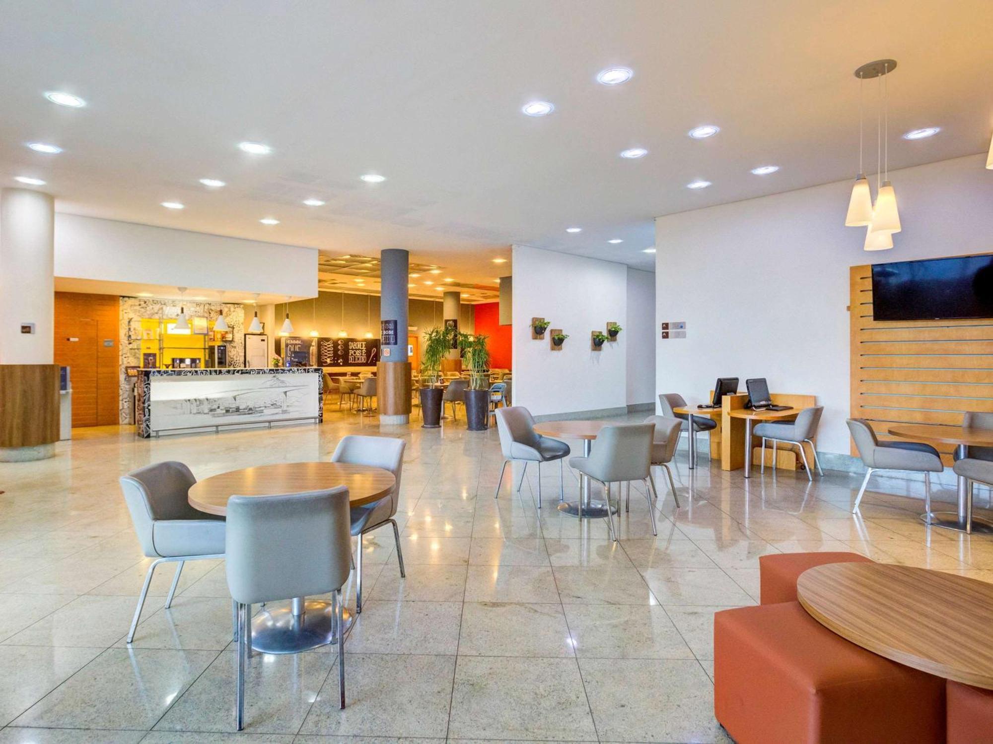 ibis Vitoria Praia de Camburi Exterior foto